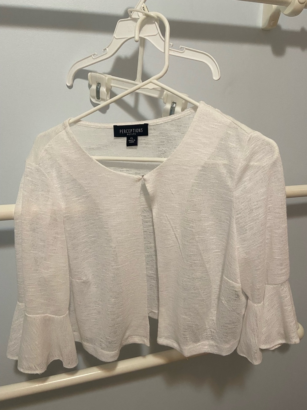 Perceptions Women’s Petite White Cropped Open-Front Ruffle Sleeve Jacket